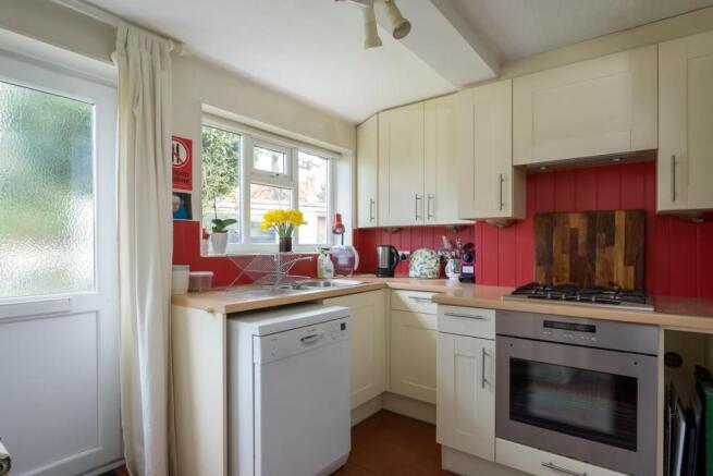 Kitchen 1.jpg