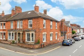 75, Broadway, Kettering NN15 6DE