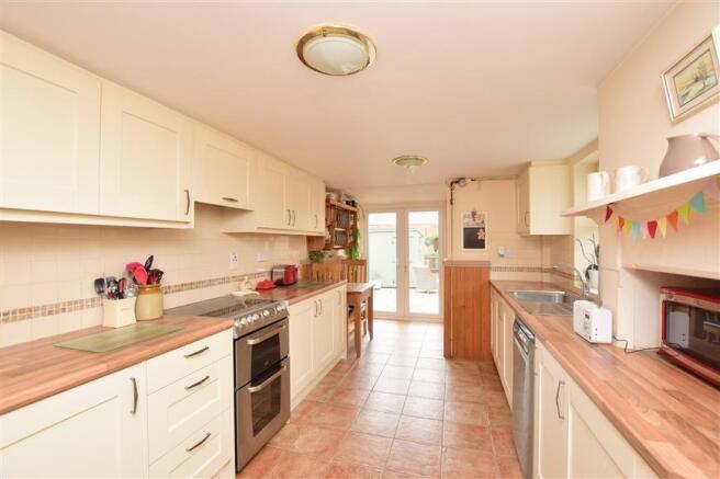 Kitchen / Dining