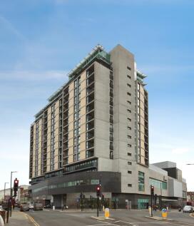 Kingsway, London, N12