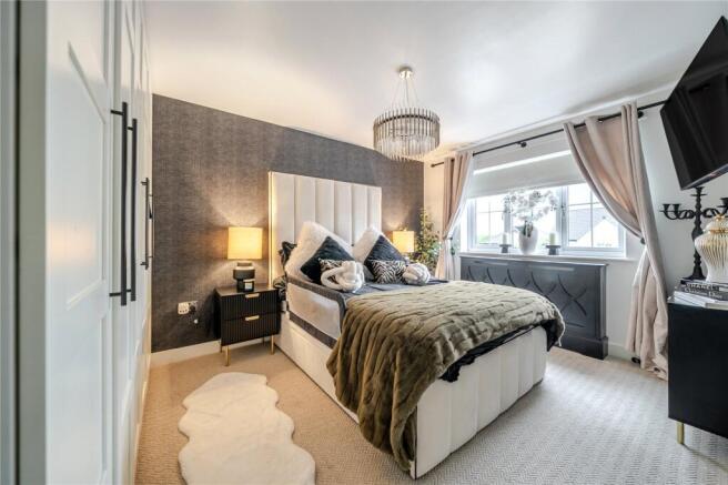 5 bed Detached for sale Image 10