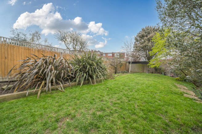 1433183-15-69c268...