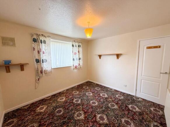 3 bed Semi-Detached for sale Image 11