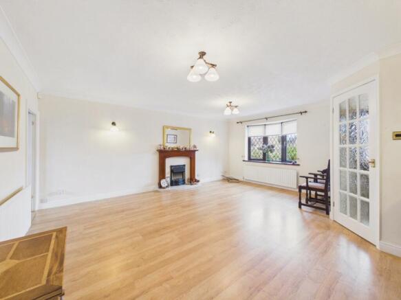 3 bed Detached Bungalow for sale Image 8
