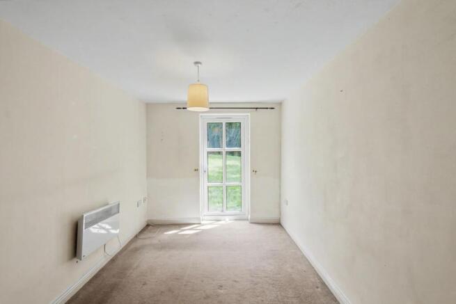 2 bed Apartment for sale Image 7