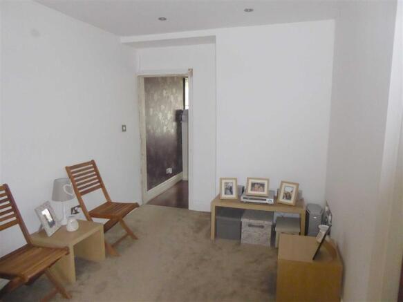 Dining / Sitting  Ro