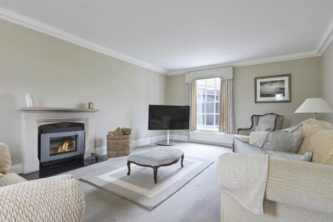 Holly_House_Worli...