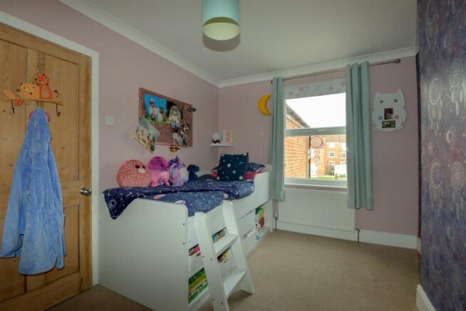 Bedroom2 1.jpg