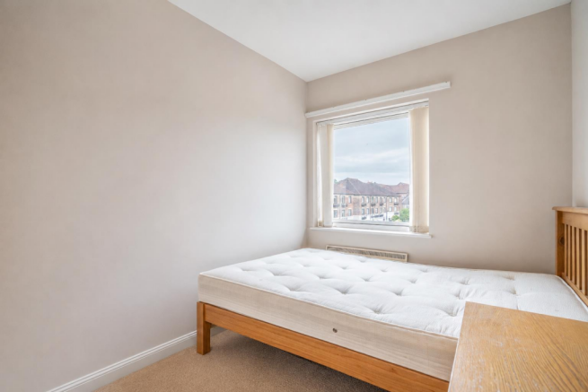 2 bed Apartment for sale Image 9