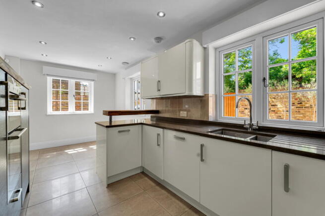 Church Road, Watford photo 4