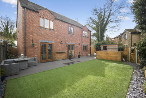 Manor Road, Woodley, Stockport, SK6