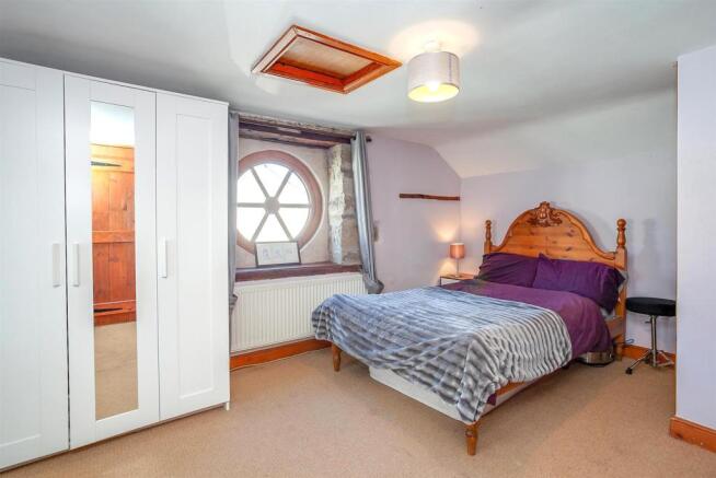 Bedroom One 1.jpg