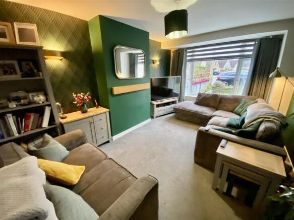 Bramleys Estate Agents - Farrar Drive - Mirfield (