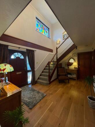 Photo 8