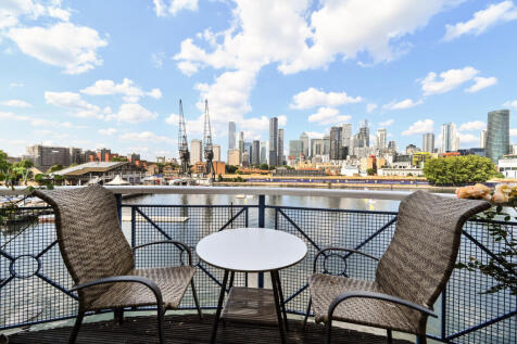 Quay View Apartments, Canary Wharf, E14