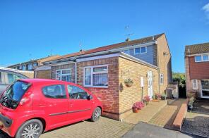 36, Hazeldell, Hertford SG14 3SN