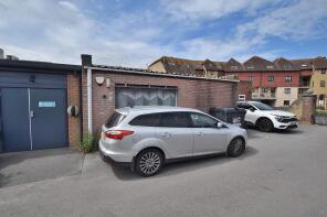 47, Old Milton Road, New Milton BH25 6DJ