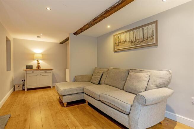 Reception Room-6.jpg