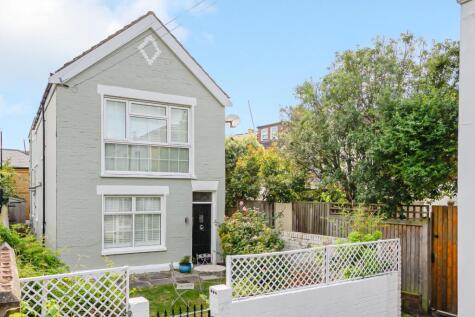 The Alberts, Richmond