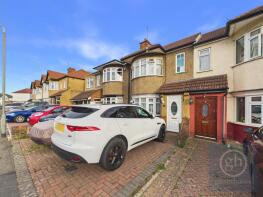 32, Brixham Crescent, Ruislip HA4 8TX