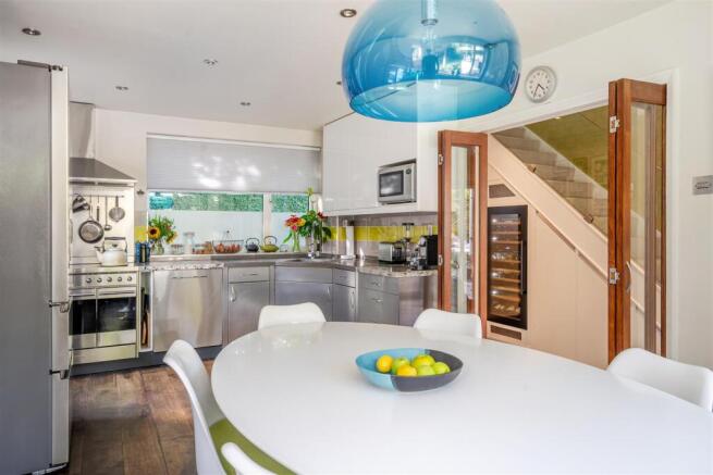 Kitchen/Breakfast Room