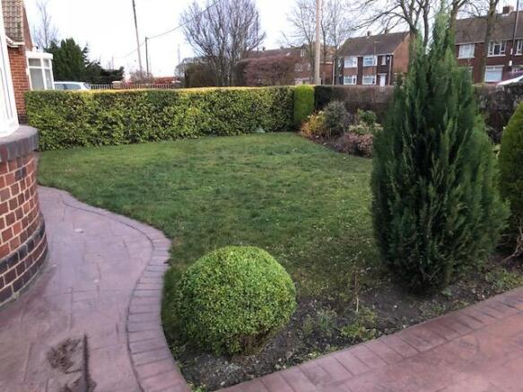 FRONT GARDEN