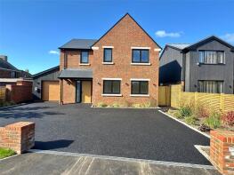 4, Lucerne Road, Lymington SO41 0PL