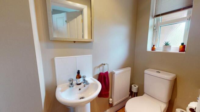 CLOAKROOM/WC
