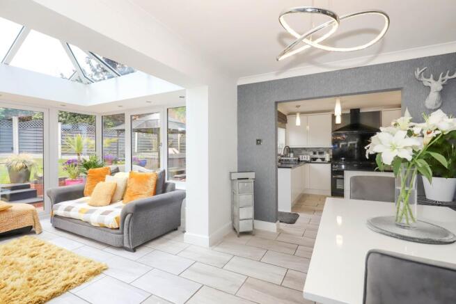 Kitchen Family Room