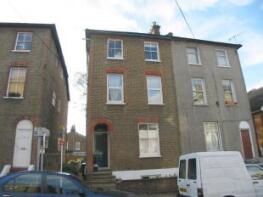 Flat 2, 7, St Andrew's Road, Surbiton KT6 4DT