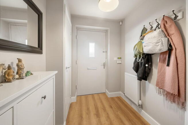 3 bed Semi-Detached for sale Image 10