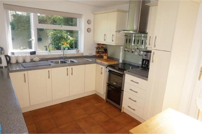Kitchen / Breakfast