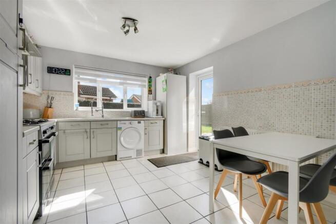 KITCHEN BREAKFAST ROOM