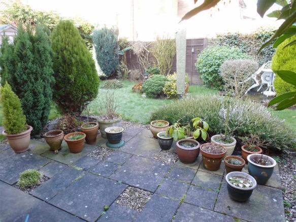 Photo 10
