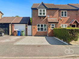 94, Bankfoot, Grays RM17 5JA