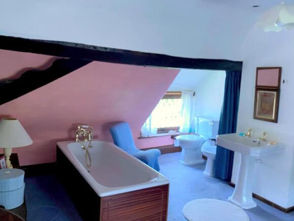 Ensuite