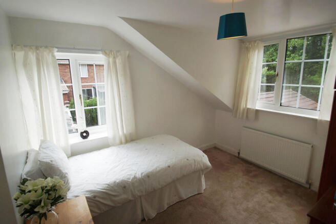 3 bed Semi-Detached for sale Image 12