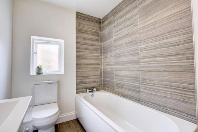 2 bed Apartment for sale Image 7