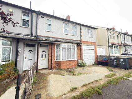 St Catherines Avenue, Saints Area, Luton, Bedfordshire, LU3 1QQ