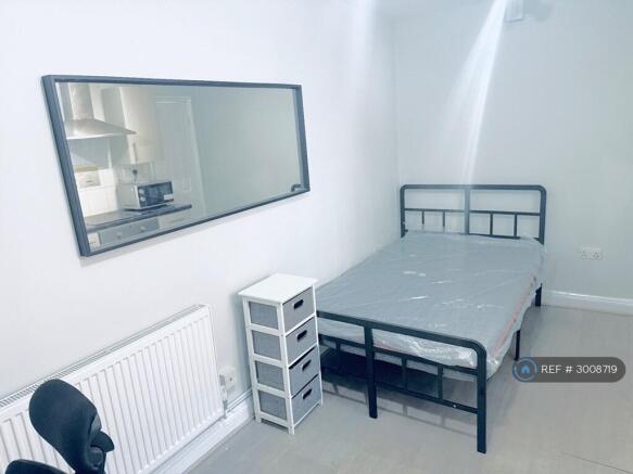 Self Contained Studio Flat