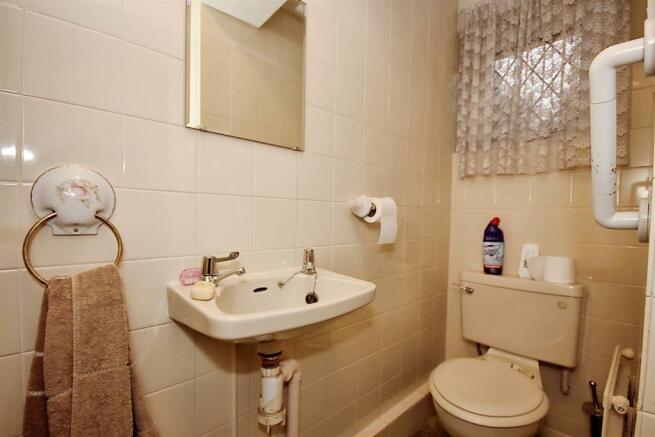 Ground Floor Cloakroom