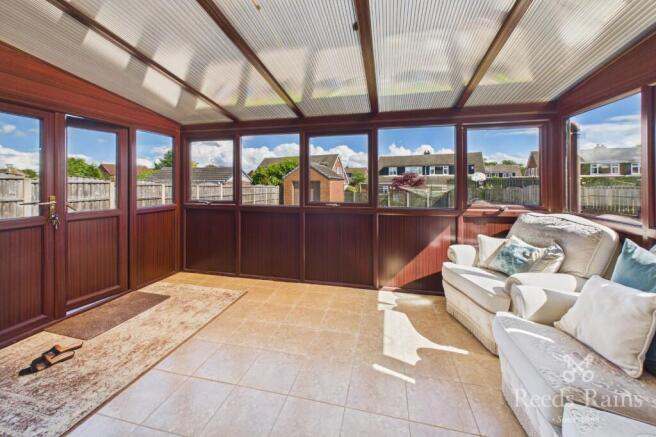 3 bed Bungalow for sale Image 8