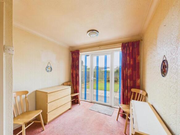 2 bed Semi-Detached Bungalow for sale Image 7
