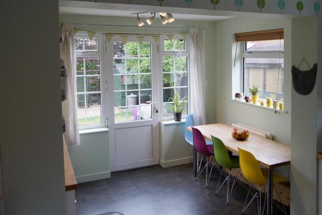 kitchen-4.jpg