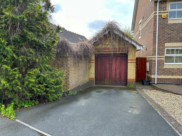 Single Garage