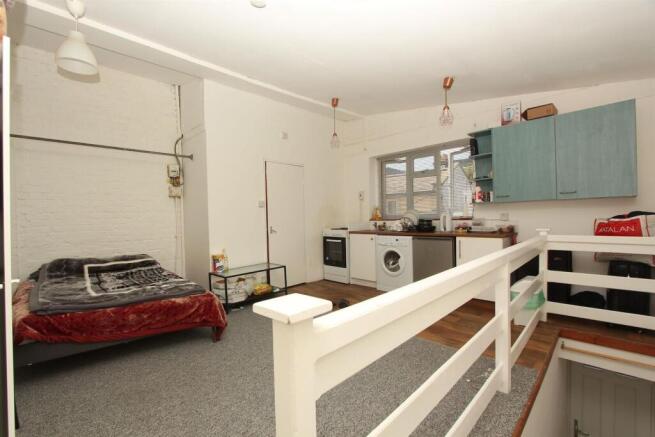 Manley Court, N16