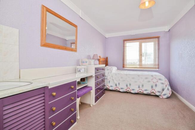5 bed Detached for sale Image 12