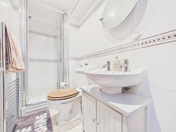 2 bed Terraced for sale Image 5