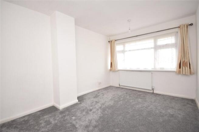 3 bed Terraced to rent Image 9