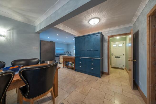 1 Longstone Lane-007.jpg